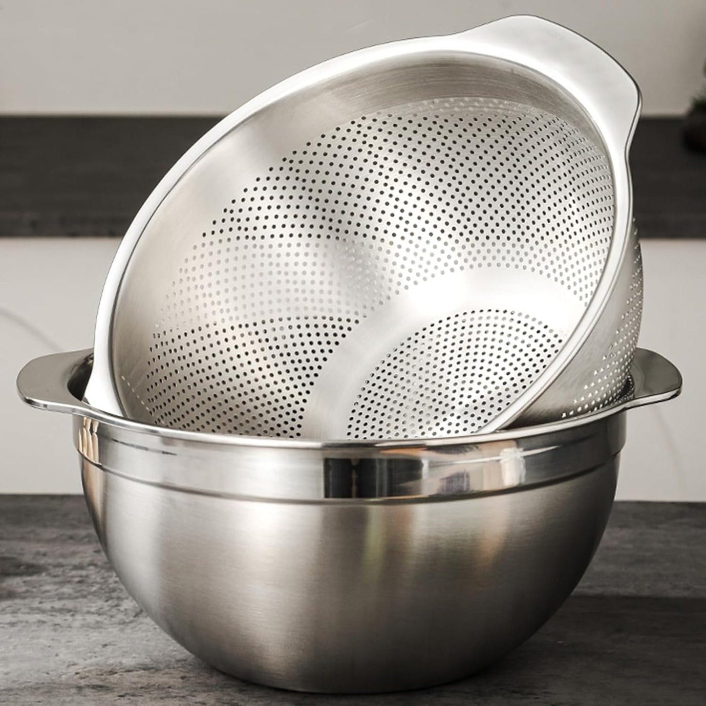 18\/8 Stainless Steel Microwell Colander, 5QT Large Capacity with Handle Kitchen Food Strainer Basket for Washing Vegetables, Fruits, Rice, and Pasta (primary colour, 5QTColander+5QT Mixing bowl)