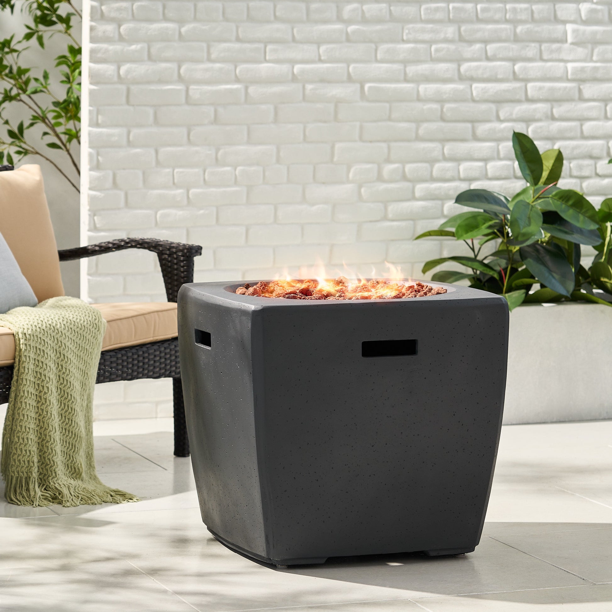 Elisson Lightweight Concrete Outdoor 40,000 BTU Square Fire Pit, Dark Gray